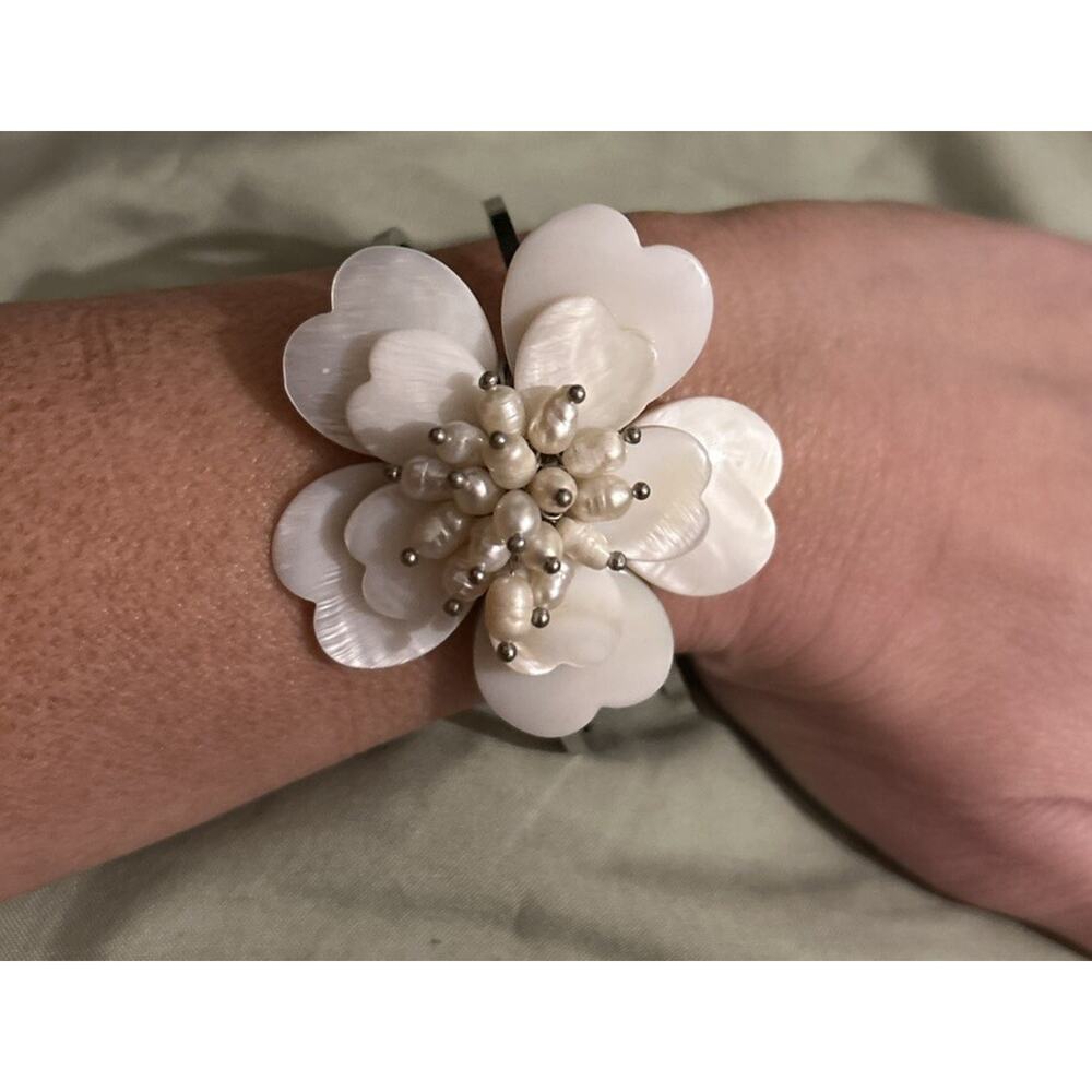 Floral White Shell Bracelet Cultured Freshwater Pearl Cuff Hinge Nautical Heart